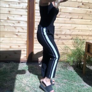 ✨sale✨ H&M Cropped Pant w Stripes